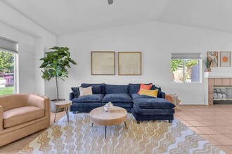 79200 Violet Ct in La Quinta, CA - Building Photo - Building Photo