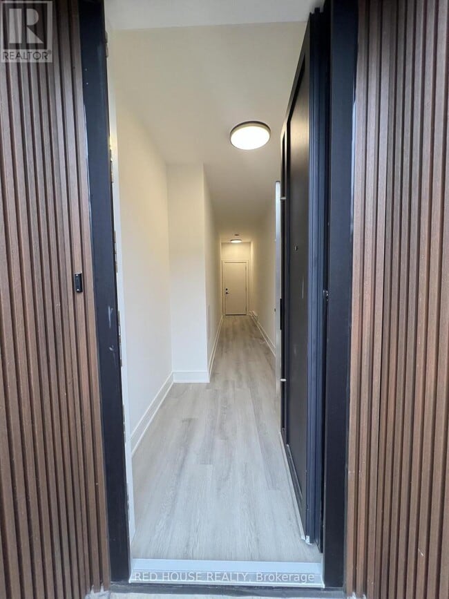 158 EVERETT Cmn in St Catharines, ON - Building Photo - Building Photo