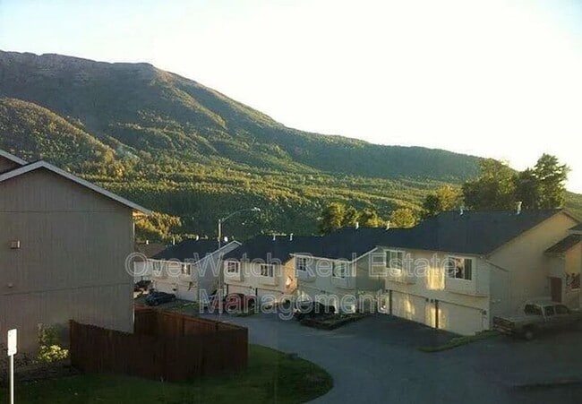 8941 Eagle Pl Loop in Anchorage, AK - Building Photo - Building Photo