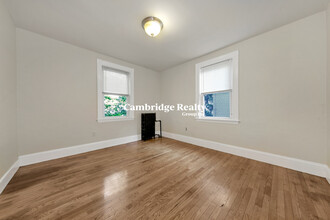 5 Murdock Ter, Unit A in Boston, MA - Building Photo - Building Photo