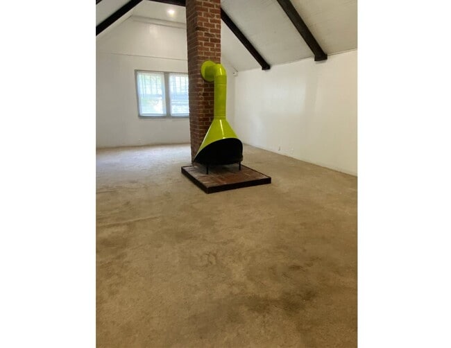 4117 E Lewis St in Wichita, KS - Foto de edificio - Building Photo