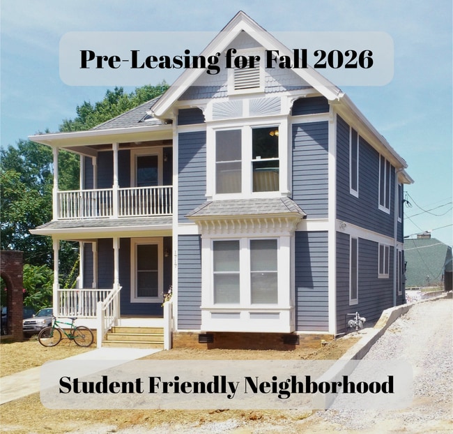 property at 1717 Laurel Ave