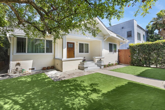 1168 N Westmoreland Ave, Unit House