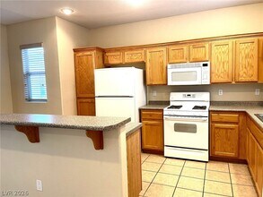 3448 Balanced Rock St in Las Vegas, NV - Building Photo - Building Photo