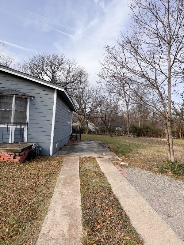 1302 E Collin St in Corsicana, TX - Building Photo - Building Photo