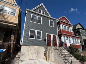 36 Bidwell Ave in Jersey City, NJ - Building Photo