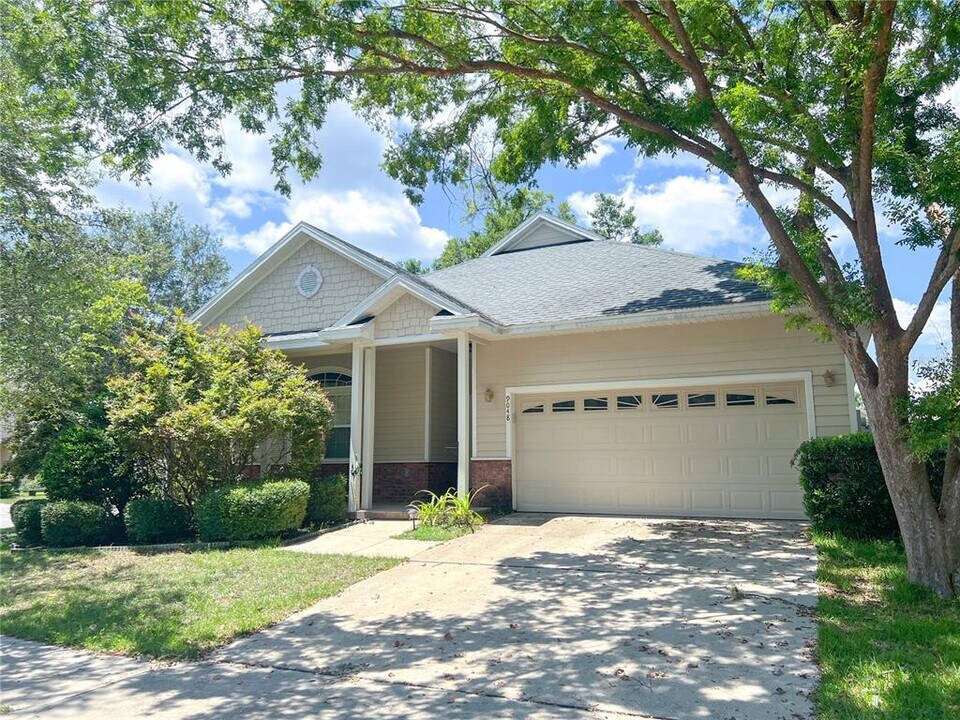 9048 SW 76th Ave in Gainesville, FL - Building Photo