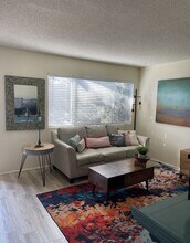 3231 Coral Dr in Oceanside, CA - Building Photo - Building Photo