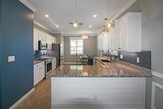 10507 Medjool Dr in Venice, FL - Building Photo - Building Photo