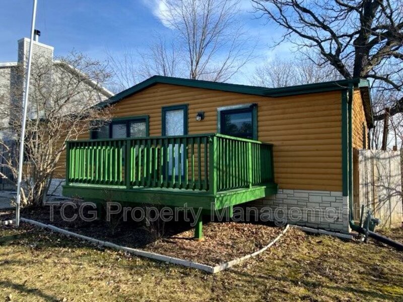 1949 N 31st Rd in Ottawa, IL - Building Photo
