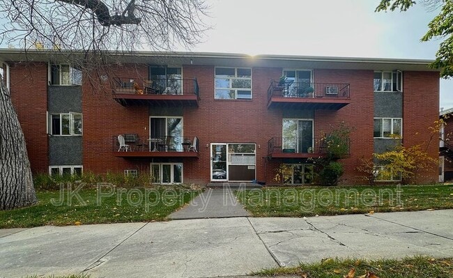 property at 1110 2nd Ave S