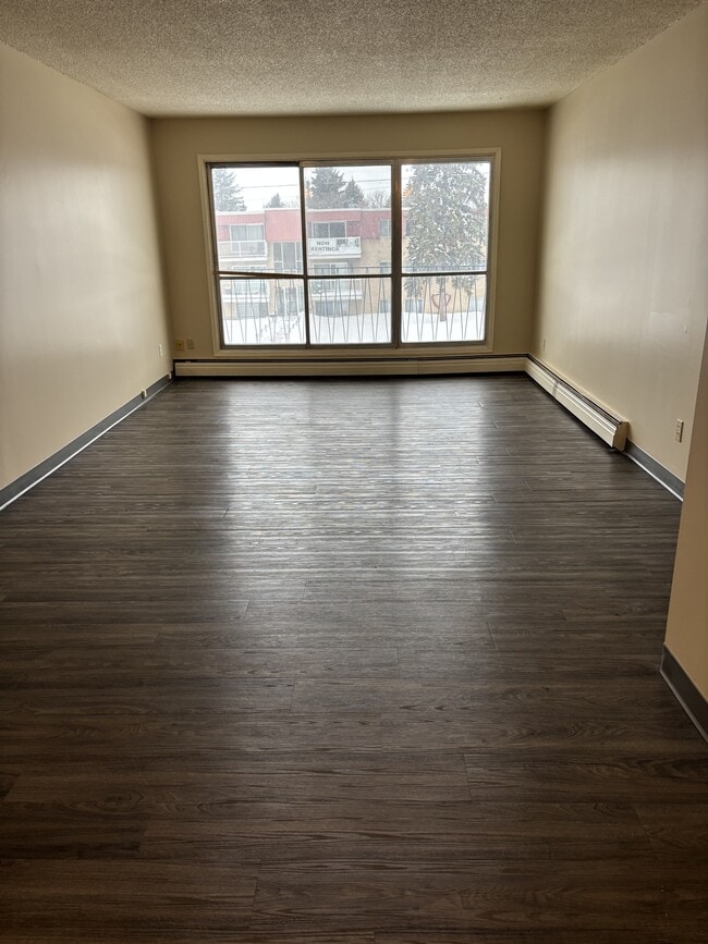 9625-9156 156 St NW in Edmonton, AB - Building Photo - Building Photo