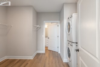 The Linc Valpo in Valparaiso, IN - Foto de edificio - Interior Photo