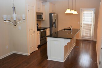 5212 Prosperity Church Rd in Charlotte, NC - Building Photo - Building Photo