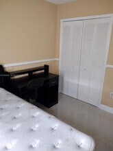 31XX W 72nd St in Hialeah, FL - Building Photo - Building Photo