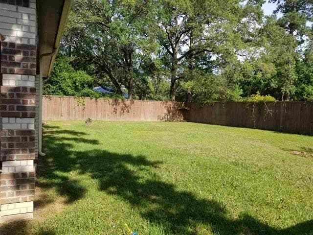 860 Reynolds Ln in Vidor, TX - Building Photo - Building Photo