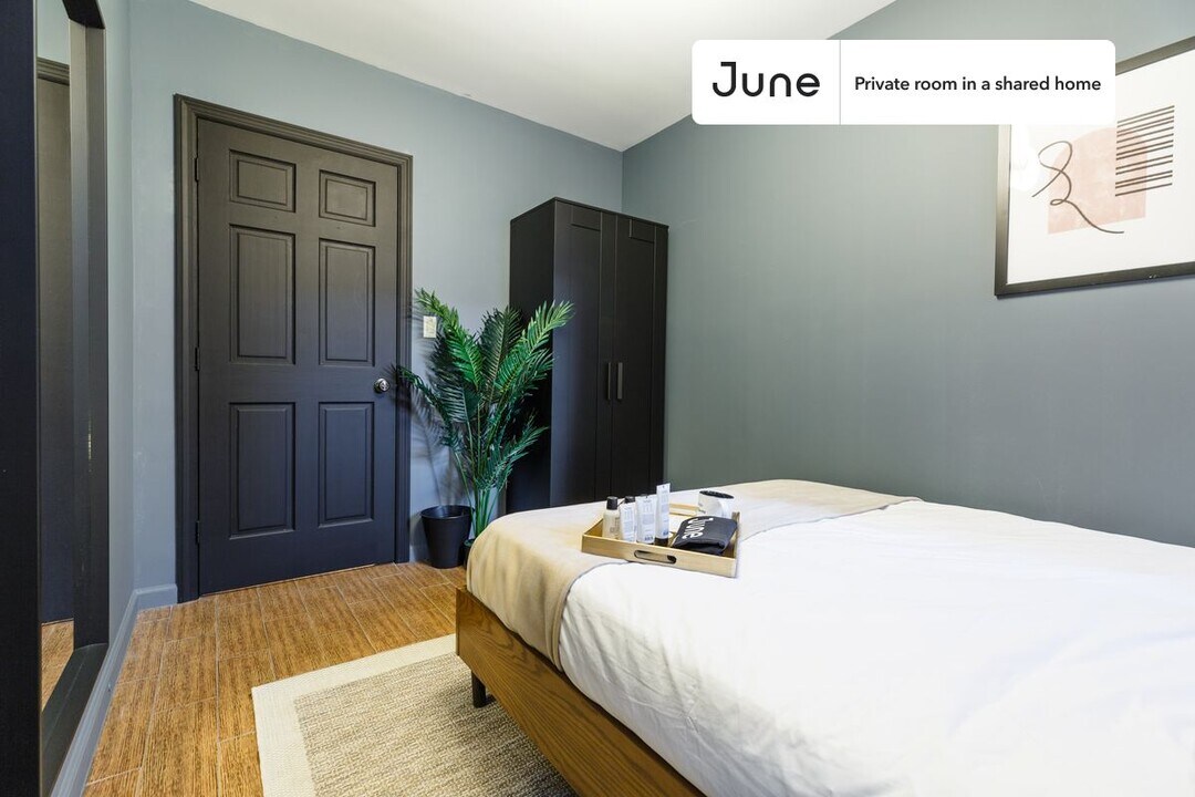 Room in Shared 3 bed/1 bath home in New York, NY - Foto de edificio