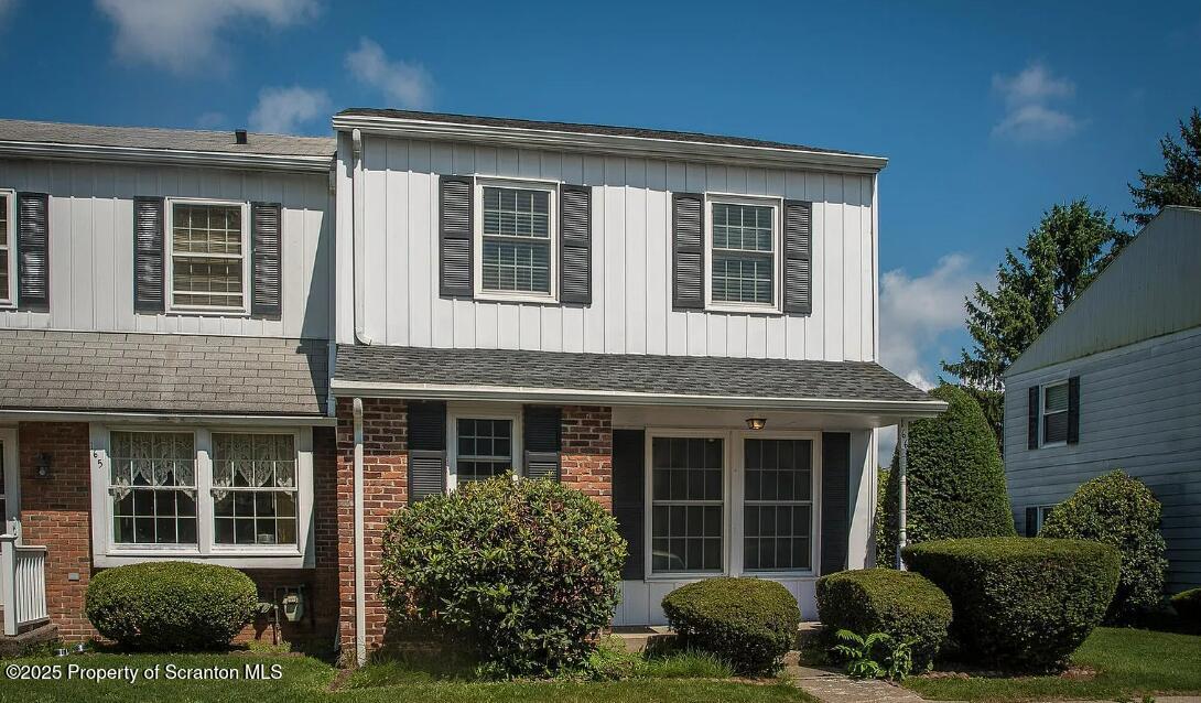 166 Haverford Dr in Wilkes-Barre, PA - Building Photo