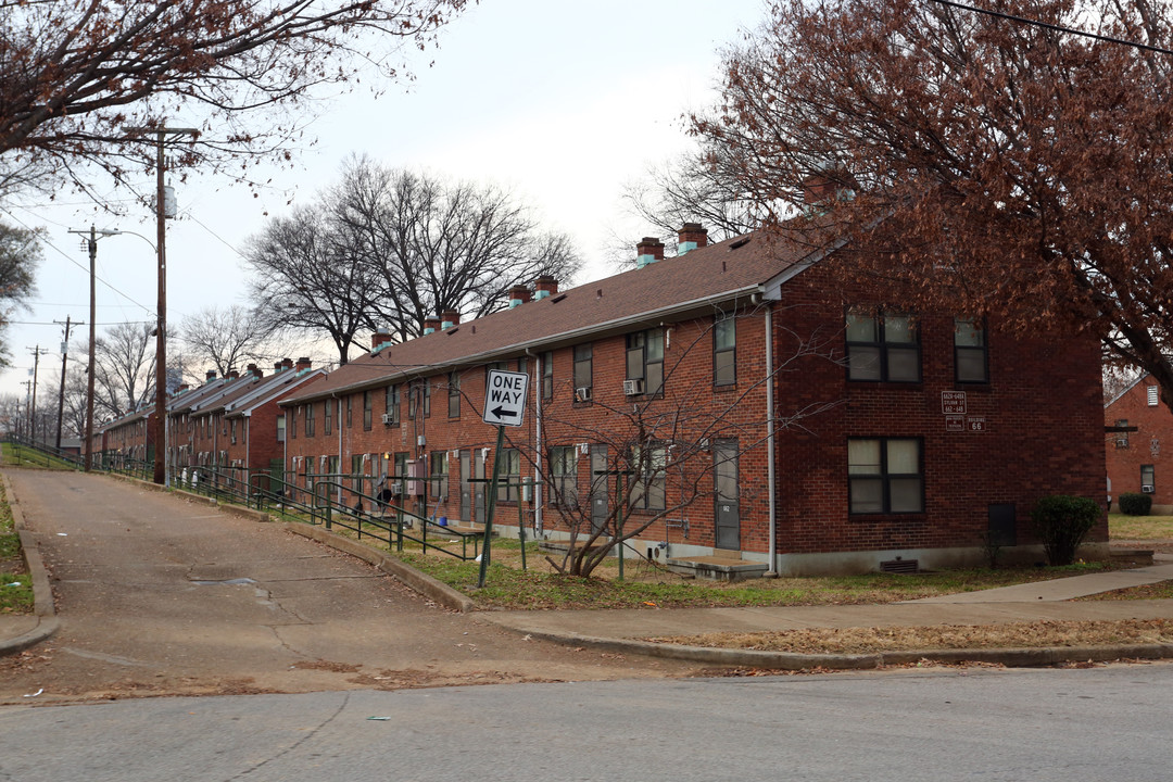 Cayce Place in Nashville, TN - Building Photo