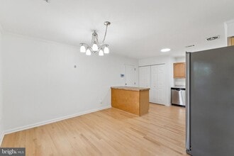 13412 Princedale Dr in Woodbridge, VA - Building Photo - Building Photo