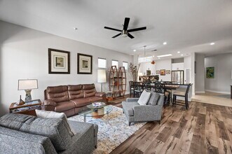 105 Kavenish Dr in Rancho Mirage, CA - Building Photo - Building Photo