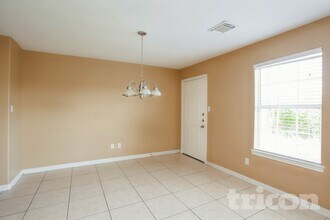 6128 Silver Leaf Dr in League City, TX - Building Photo - Building Photo