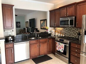 Room in Townhome on Macedonia Lake Dr in Cary, NC - Building Photo - Building Photo