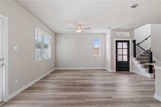 17131 White Acer Wy in Houston, TX - Building Photo - Building Photo