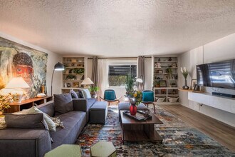3907 Solano Pl NE in Albuquerque, NM - Building Photo - Building Photo