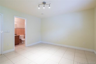 7702 NE 3rd Ct-Unit -0 in Miami, FL - Building Photo - Building Photo