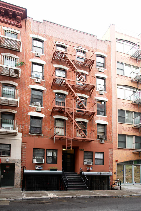 148 Orchard St in New York, NY - Building Photo