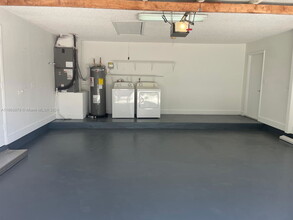 15972 E Wind Cir in Sunrise, FL - Building Photo - Building Photo