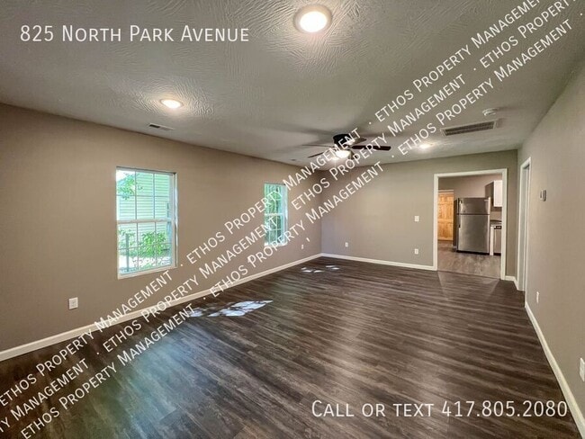 825 N Park Ave in Springfield, MO - Building Photo - Building Photo
