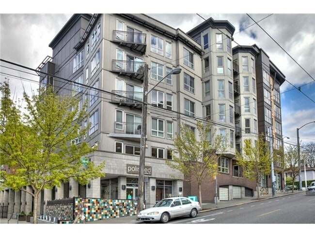 property at 1410 E Pine St