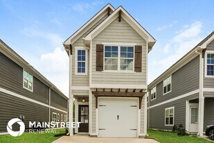 207 Creek Run Way in Calera, AL - Building Photo