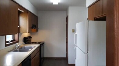 651 Galena Ct, Unit 651 in Sun Prairie, WI - Building Photo - Building Photo