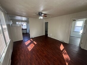 2417 S St Aubin St in Sioux City, IA - Building Photo - Building Photo