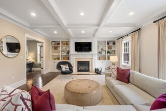 76 Oxbow Rd in Wayland, MA - Building Photo - Building Photo