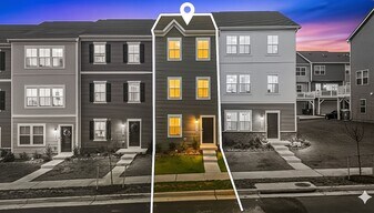 336 Mineral Springs Rd in Ranson, WV - Building Photo