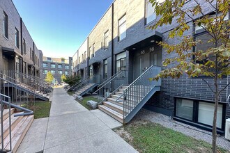 1740 Simcoe St N in Oshawa, ON - Building Photo - Building Photo