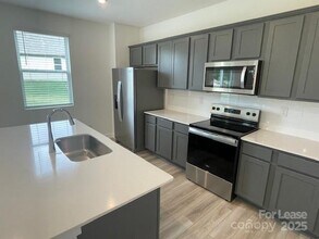 2509 Blue Sky Mdws Dr in Monroe, NC - Building Photo - Building Photo