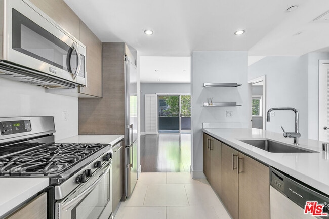 property at 1730 Sawtelle Blvd