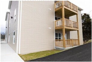 Eagle Valley in Cedar Bluff, VA - Building Photo