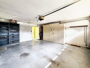 4819 Prince George Cir in New Port Richey, FL - Foto de edificio - Building Photo