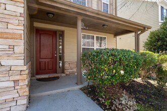 6425 White Walnut Way in Braselton, GA - Building Photo - Building Photo