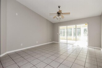 1123 Bloom Hill Ave in Valrico, FL - Building Photo - Building Photo