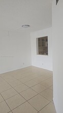 9022 NW 28th Dr, Unit 2-202 in Coral Springs, FL - Building Photo - Building Photo