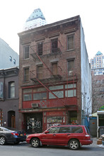 350 W 52nd St in New York, NY - Building Photo - Primary Photo