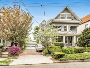 91 Parkway Rd in Bronxville, NY - Building Photo - Building Photo
