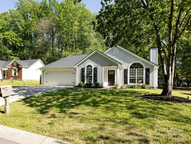 7731 Ivy Hollow Dr in Charlotte, NC - Building Photo - Building Photo